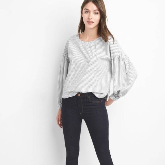 NWT Gap Summer Top Blouse - Picture 2 of 4